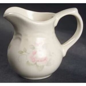 Vtg Pfaltzgraff Tea Rose Creamer In Beautiful Condition No Fading, Chips, Stains